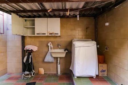 Casa à venda com 80m², 2 quartos e sem vagaÁrea de Serviço