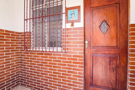 Casa à venda com 80m², 2 quartos e sem vagaEntrada