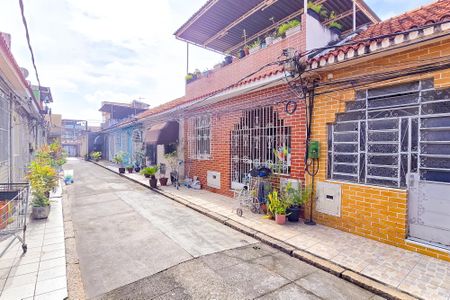 Casa à venda com 80m², 2 quartos e sem vagaFachada