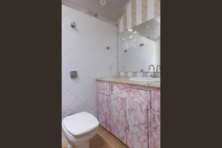 Apartamento à venda com 200m², 3 quartos e 1 vagaBanheiro Social