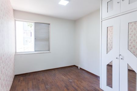 Apartamento à venda com 200m², 3 quartos e 1 vagaQuarto 2