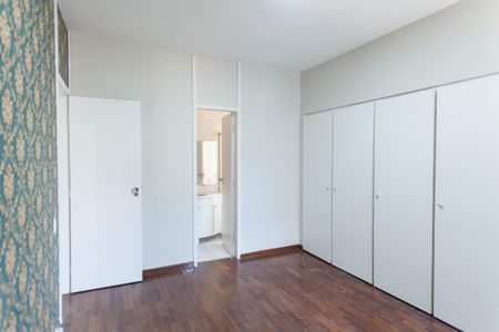 Apartamento à venda com 200m², 3 quartos e 1 vagaSuíte