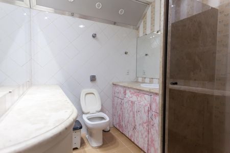 Apartamento à venda com 200m², 3 quartos e 1 vagaBanheiro Social