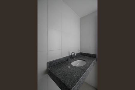 Apartamento à venda com 58m², 2 quartos e 1 vaga Apartamento à venda com 58m², 2 quartos e 1 vagaBanheiro da Suíte