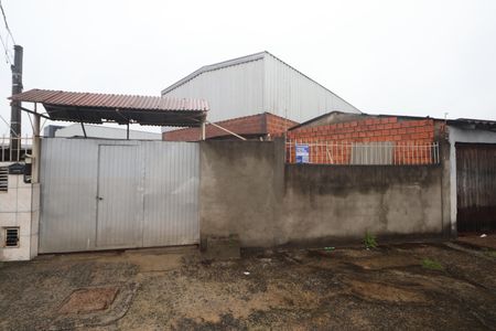 Casa à venda com 84m², 3 quartos e 2 vagasFachada