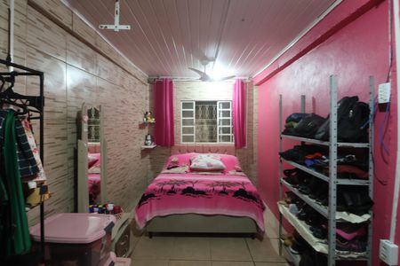 Casa à venda com 84m², 3 quartos e 2 vagasSuite