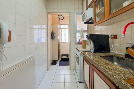 Apartamento à venda com 51m², 2 quartos e 1 vaga Apartamento à venda com 51m², 2 quartos e 1 vagaCozinha