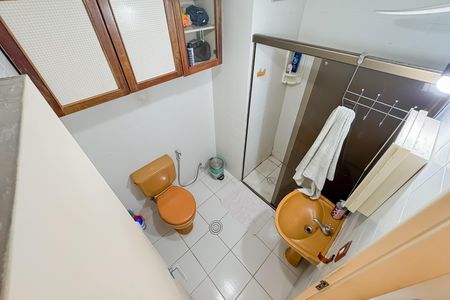 Apartamento à venda com 51m², 2 quartos e 1 vaga Apartamento à venda com 51m², 2 quartos e 1 vagaBanheiro Social