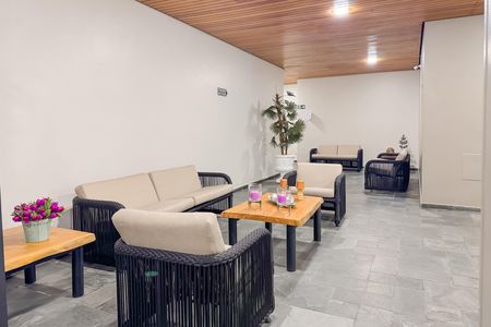 Apartamento à venda com 51m², 2 quartos e 1 vaga Apartamento à venda com 51m², 2 quartos e 1 vagaHall social