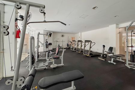 Apartamento à venda com 51m², 2 quartos e 1 vaga Apartamento à venda com 51m², 2 quartos e 1 vagaÁrea comum - Academia