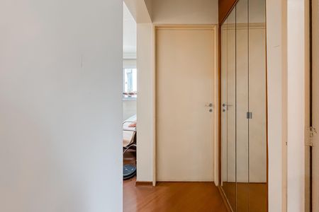 Apartamento à venda com 51m², 2 quartos e 1 vaga Apartamento à venda com 51m², 2 quartos e 1 vagaCorredor