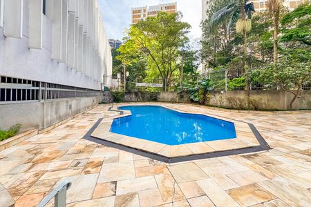 Apartamento à venda com 51m², 2 quartos e 1 vaga Apartamento à venda com 51m², 2 quartos e 1 vagaÁrea comum - Piscina