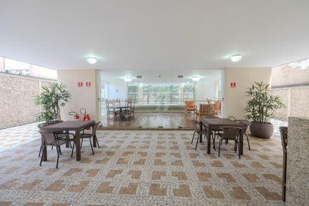 Apartamento para alugar com 70m², 2 quartos e 1 vagaÁrea comum - Salão de festas