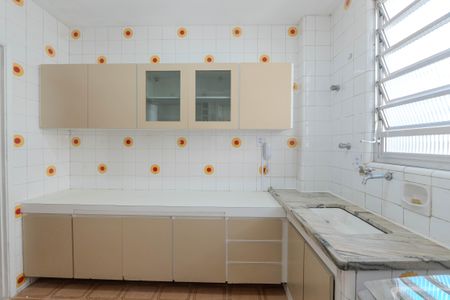 Apartamento para alugar com 70m², 2 quartos e 1 vagaCozinha