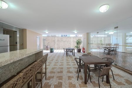Apartamento para alugar com 70m², 2 quartos e 1 vagaÁrea comum - Salão de festas