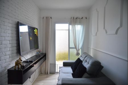 Sala de apartamento à venda com 2 quartos, 46m² em Vila Tibiriçá, Santo André