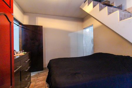 Casa à venda com 84m², 1 quarto e 2 vagasSala/Quarto