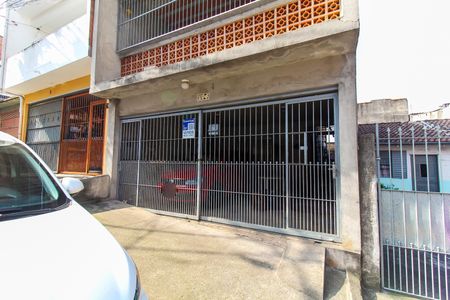 Casa à venda com 84m², 1 quarto e 2 vagasFachada + Placa