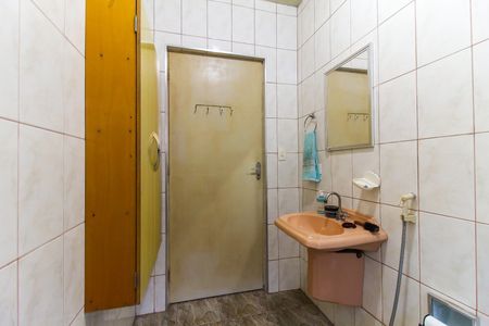Casa à venda com 84m², 1 quarto e 2 vagasBanheiro