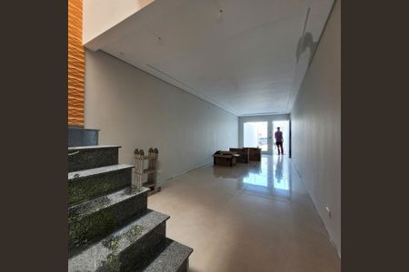 Casa à venda com 110m², 3 quartos e 2 vagas