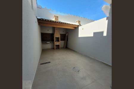 Casa à venda com 110m², 3 quartos e 2 vagas