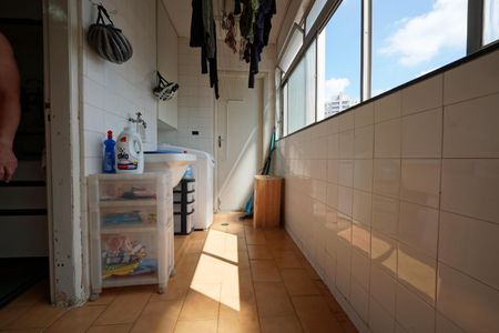 Apartamento à venda com 120m², 3 quartos e 1 vagaÁrea de Serviço