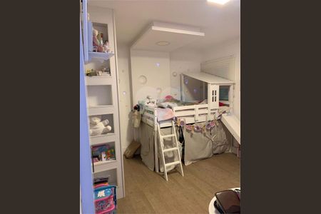 Casa à venda com 180m², 3 quartos e 4 vagas