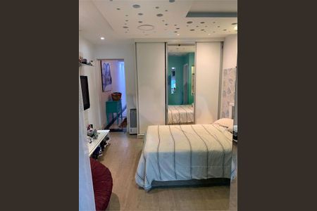Casa à venda com 180m², 3 quartos e 4 vagas