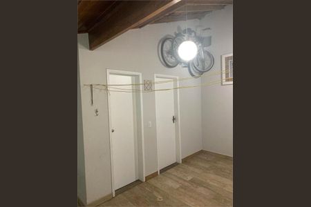 Casa à venda com 180m², 3 quartos e 4 vagas