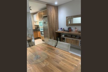 Casa à venda com 180m², 3 quartos e 4 vagas