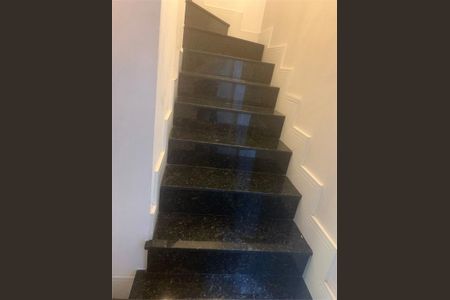 Casa à venda com 180m², 3 quartos e 4 vagas