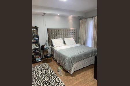 Casa à venda com 180m², 3 quartos e 4 vagas