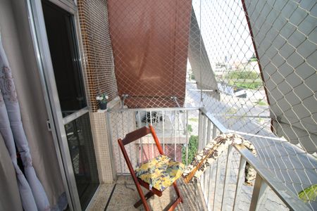 Apartamento para alugar com 68m², 2 quartos e 1 vagaVaranda