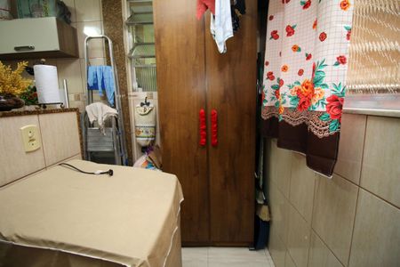 Apartamento para alugar com 68m², 2 quartos e 1 vagaÁrea de Serviço