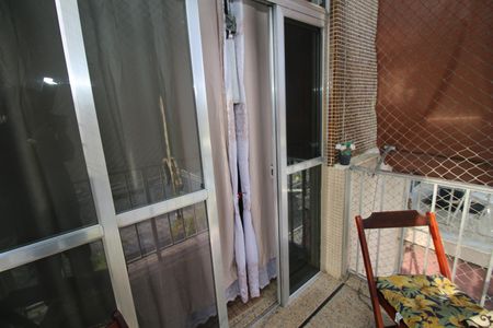 Apartamento para alugar com 68m², 2 quartos e 1 vagaVaranda