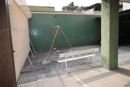 Apartamento para alugar com 68m², 2 quartos e 1 vagaÁrea comum - Playground