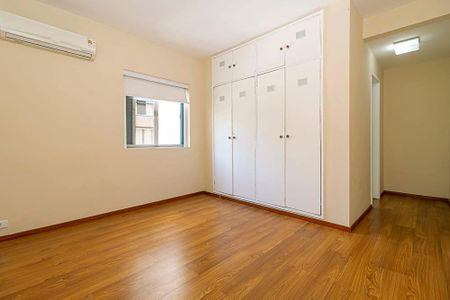 Apartamento à venda com 124m², 3 quartos e 1 vagaSuíte