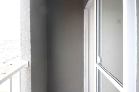 Apartamento para alugar com 31m², 2 quartos e sem vaga Apartamento para alugar com 31m², 2 quartos e sem vagaVaranda do Quarto