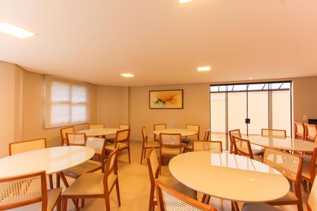 Apartamento à venda com 80m², 3 quartos e 2 vagas Apartamento à venda com 80m², 3 quartos e 2 vagasÁrea comum - Salão de festas