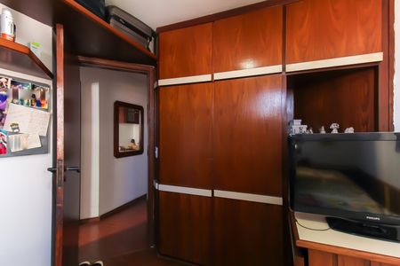 Apartamento à venda com 80m², 3 quartos e 2 vagas Apartamento à venda com 80m², 3 quartos e 2 vagasQuarto 2