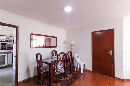 Apartamento à venda com 80m², 3 quartos e 2 vagas Apartamento à venda com 80m², 3 quartos e 2 vagasSala