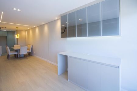 Apartamento à venda com 65m², 2 quartos e 1 vagaSala