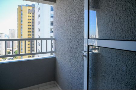 Apartamento à venda com 29m², 2 quartos e sem vaga Apartamento à venda com 29m², 2 quartos e sem vagaVaranda