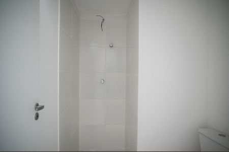 Apartamento à venda com 29m², 2 quartos e sem vaga Apartamento à venda com 29m², 2 quartos e sem vagaBanheiro Social