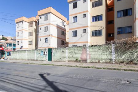 Apartamento à venda com 90m², 2 quartos e 1 vaga Apartamento à venda com 90m², 2 quartos e 1 vagaFachada