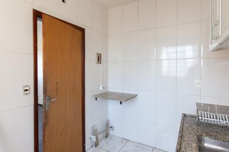 Apartamento à venda com 90m², 2 quartos e 1 vaga Apartamento à venda com 90m², 2 quartos e 1 vagaCozinha e Área de Serviço