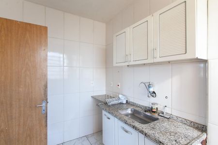 Apartamento à venda com 90m², 2 quartos e 1 vaga Apartamento à venda com 90m², 2 quartos e 1 vagaCozinha e Área de Serviço