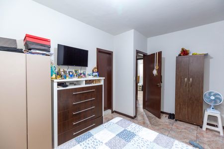 Casa à venda com 647m², 7 quartos e 4 vagasQuarto 1