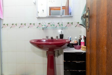 Casa à venda com 647m², 7 quartos e 4 vagasBanheiro 2