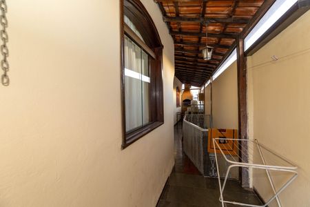 Casa à venda com 647m², 7 quartos e 4 vagasÁrea Externa